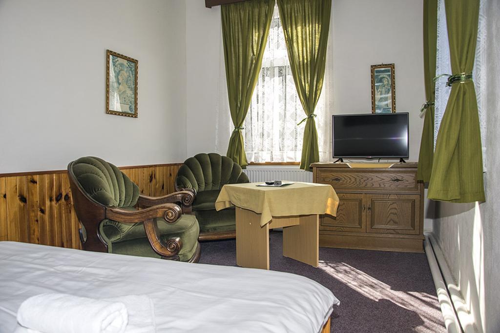 Hotel Garni Belveder Hrensko Bagian luar foto