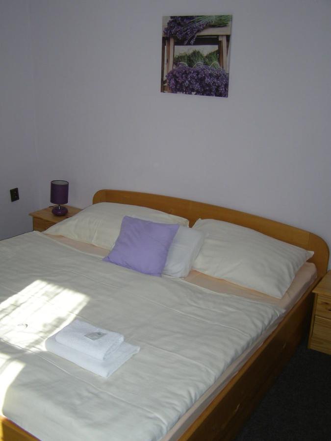 Hotel Garni Belveder Hrensko Bagian luar foto